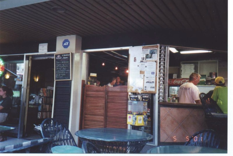 ../Images/Internet Cafe.jpg